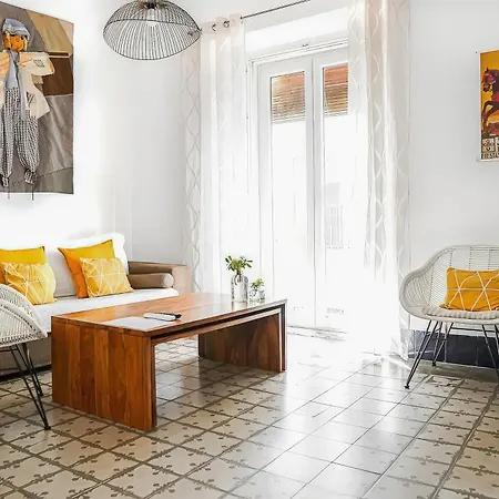 Rooftop Maisonette With Magnificent Terrace Apartamento *
