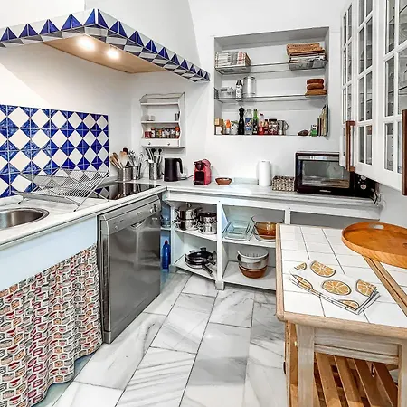 Rooftop Maisonette With Magnificent Terrace Apartamento *
