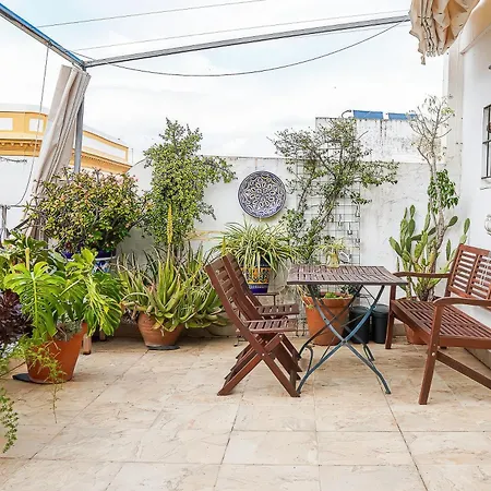 Rooftop Maisonette With Magnificent Terrace * Séville
